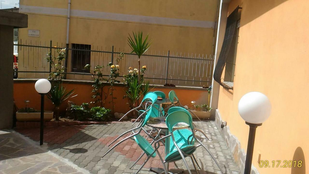 B&B Madau Samugheo Luaran gambar